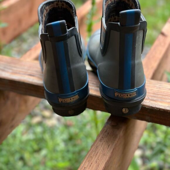 Pendleton Olympic National Park Chelsea Premium Rubber Boot Smoke Women's Size 9 - Picture 5 of 9